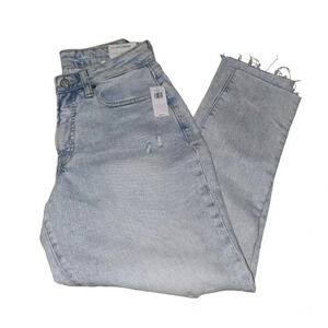 Womens Old Navy, size 4, Curvy O.G. Straight ankle jeans,  NEW WITH TAGS!